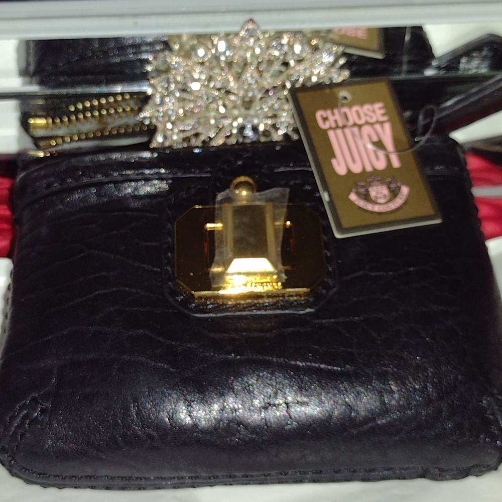 Juicy Couture Black Butter Leather LG  Wallet Clutch Gold HW NWT - Picture 7 of 13